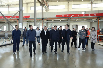 王華勝調研榆陽區民營經濟發展情況