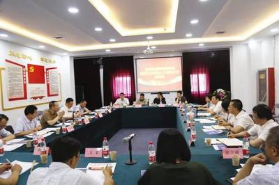 陜西省委統(tǒng)戰(zhàn)部召開(kāi)新的社會(huì)階層人士統(tǒng)戰(zhàn)工作座談會(huì)